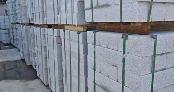 镇江芝麻白路牙石，路侧石