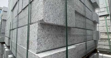 镇江芝麻白路牙石 马路牙子