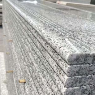 镇江芝麻白楼梯踏步 花岗岩楼梯板材
