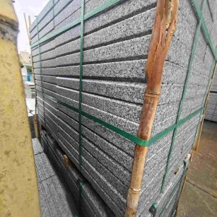 镇江芝麻白楼梯踏步室外