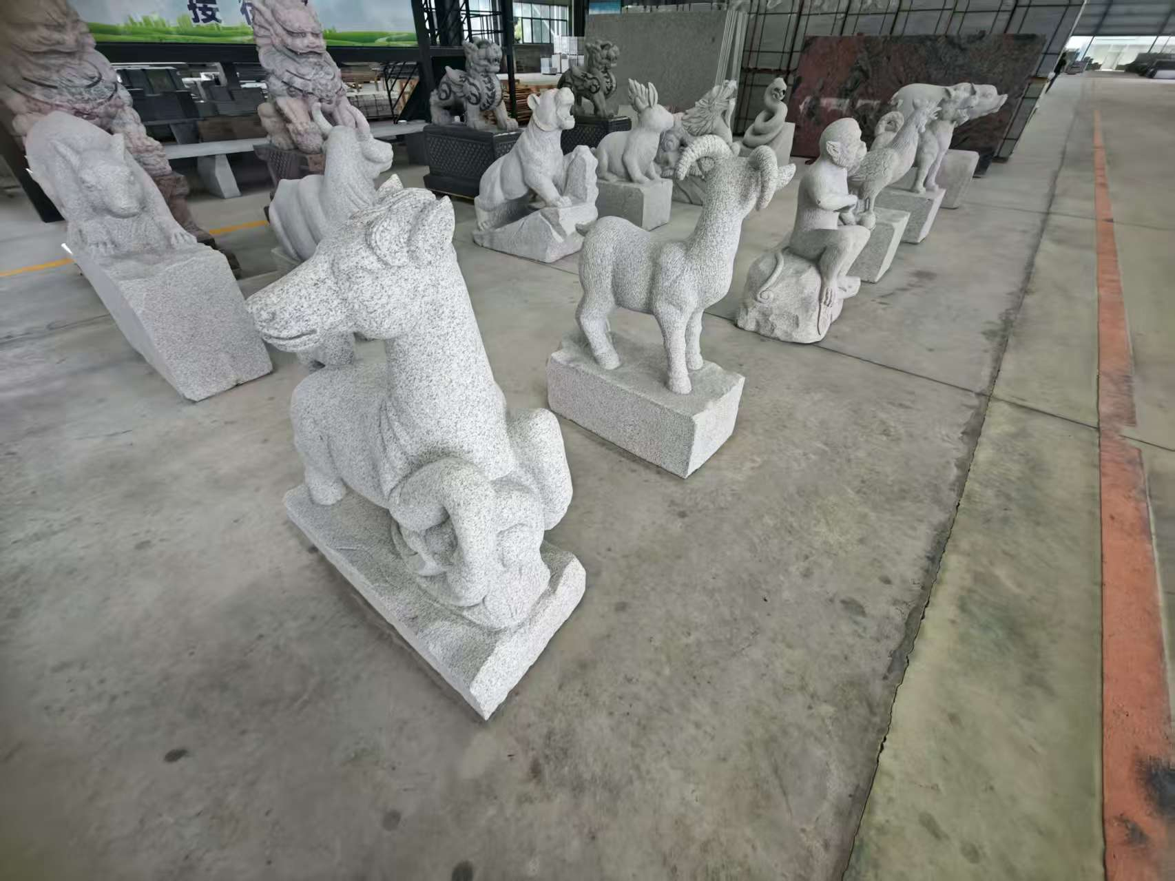 镇江芝麻白雕刻 十二生肖 异形雕刻