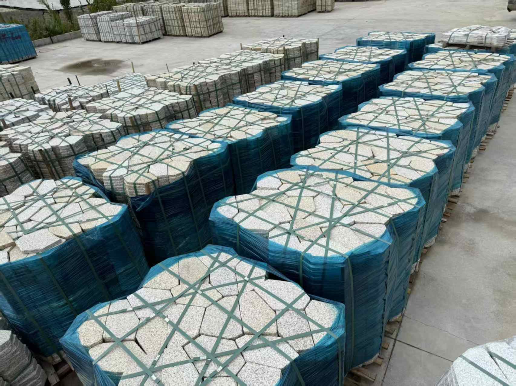 镇江黄金麻冰裂纹 碎拼